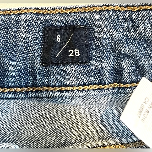 Lucky Brand Lolita Super Skinny Light Blue Slightly Distressed Jeans Size 6 - Picture 11 of 16